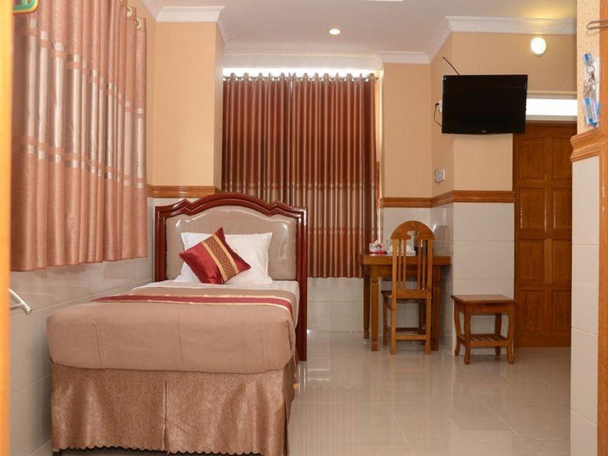 Hotel Nylon 2*